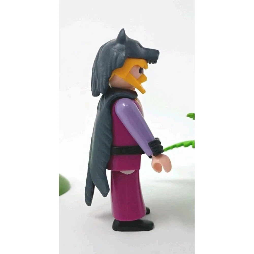 Playmobil 3944 Druid Wizard Magic Enchanted Forest Incomplete